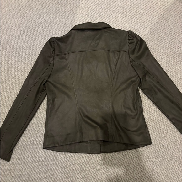 DREW Giselle Faux Suede Puff Sleeve Button Down Shirt Jacket - Picture 4 of 5